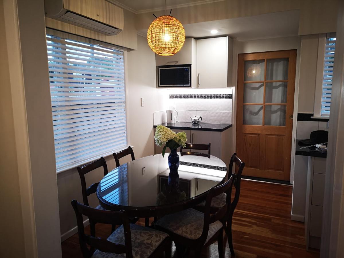 Cheerful 4 Bedroom Holiday Home  Rotorua Buitenkant foto