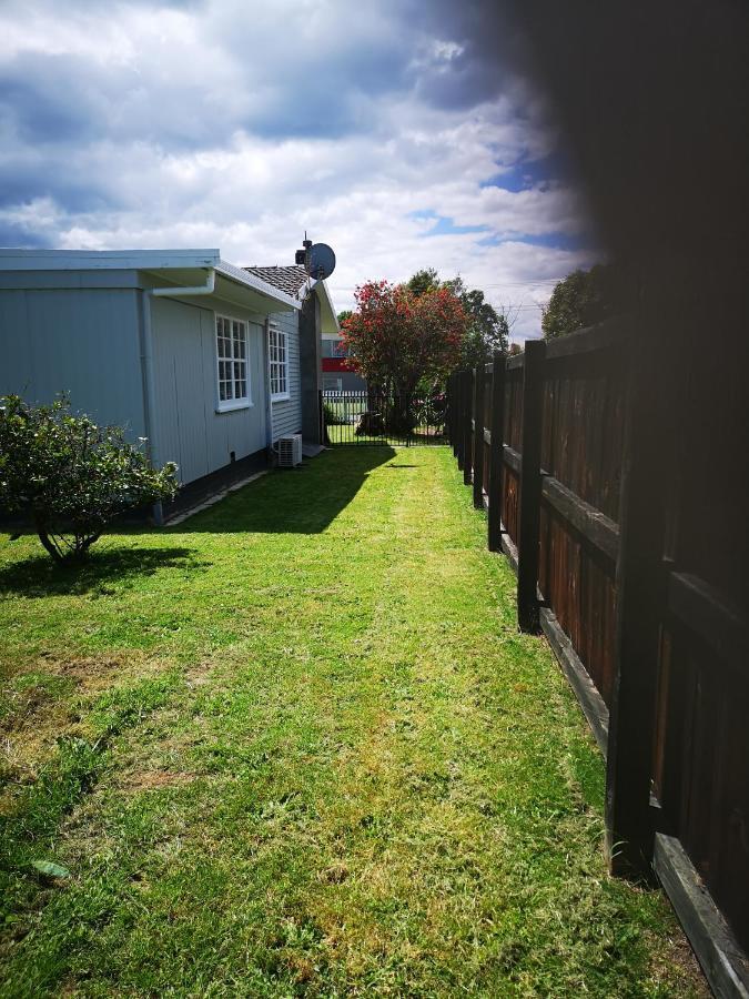 Cheerful 4 Bedroom Holiday Home  Rotorua Buitenkant foto